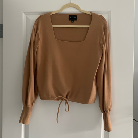 Line & dot square neck sweater - Picture 1 of 11